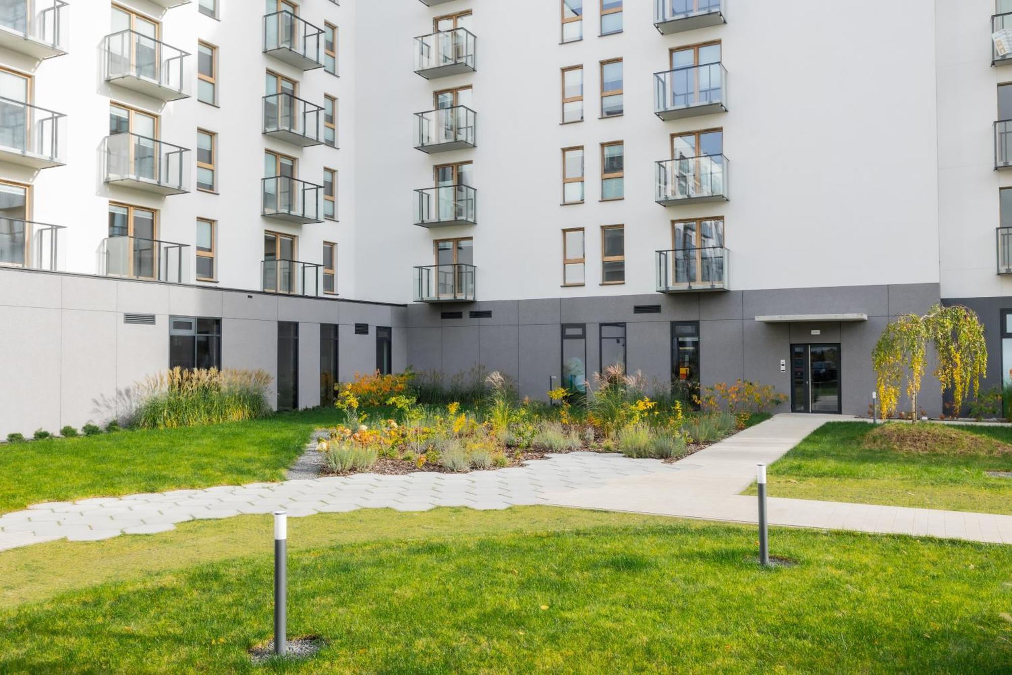 Aparthotel Mokotow Business Center By Noclegi Renters Варшава Екстериор снимка