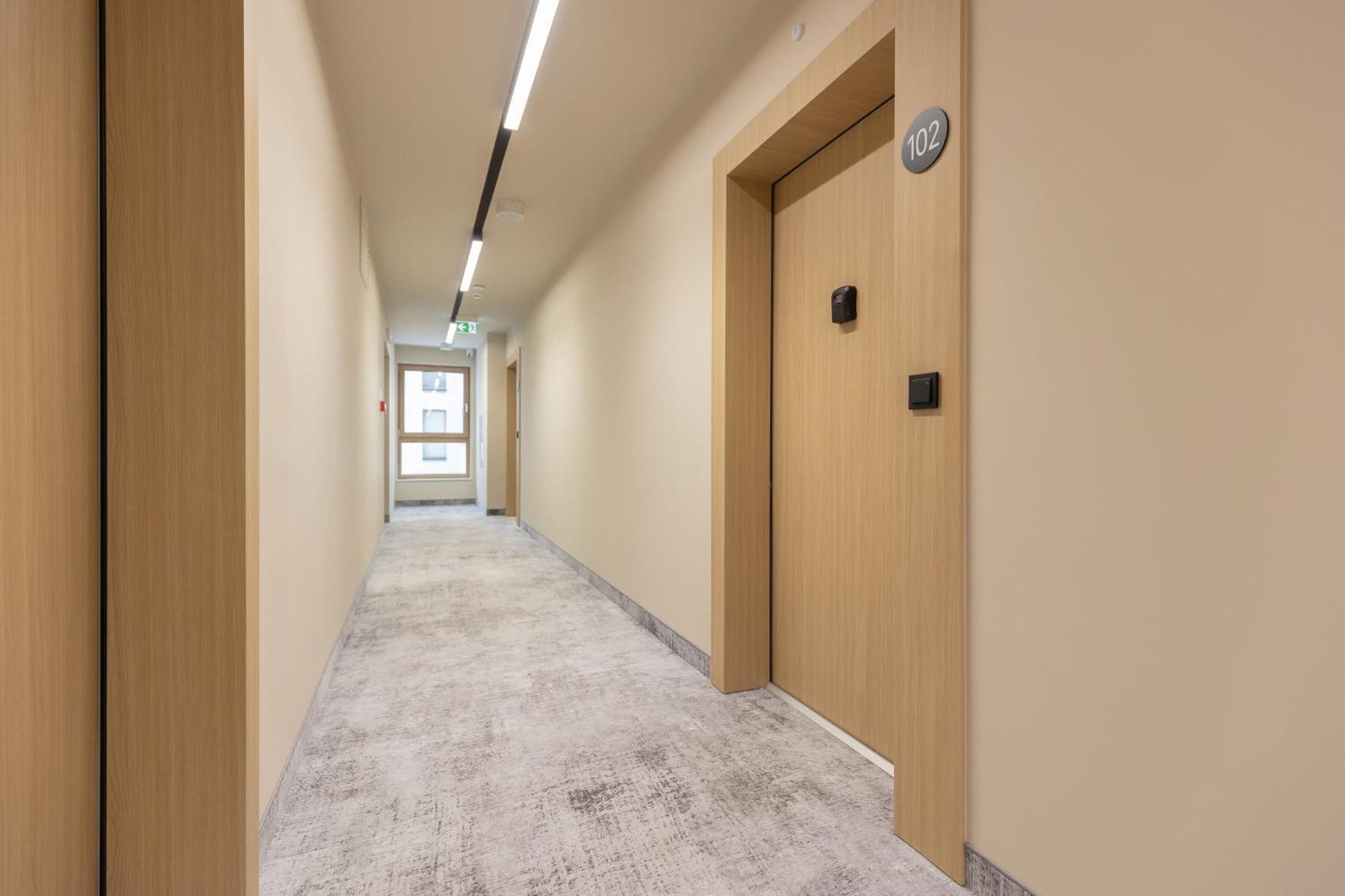 Aparthotel Mokotow Business Center By Noclegi Renters Варшава Екстериор снимка